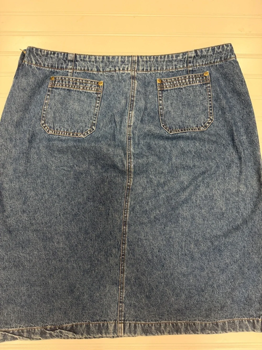COVINGTON Denim Skirt Blue Lace-Up Front 100% Cotton Knee Length Skirt Size 18